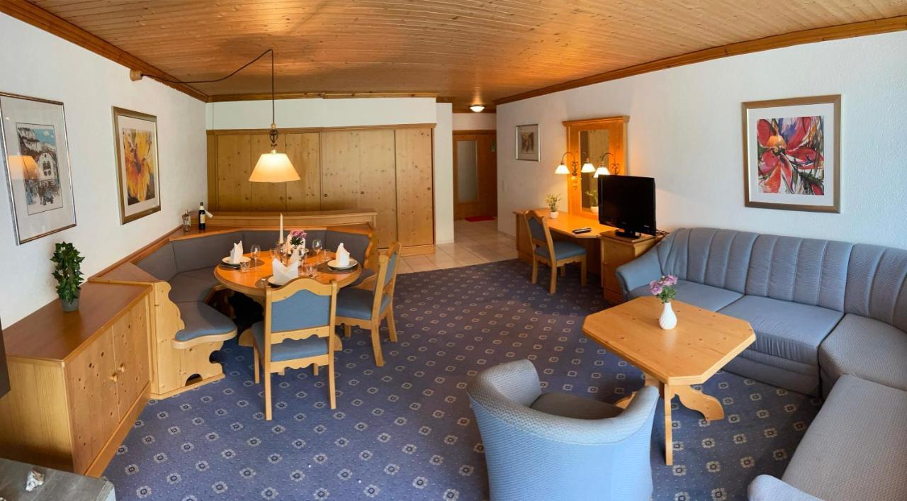 Alpenlodge Val Gronda Obersaxen Exterior photo
